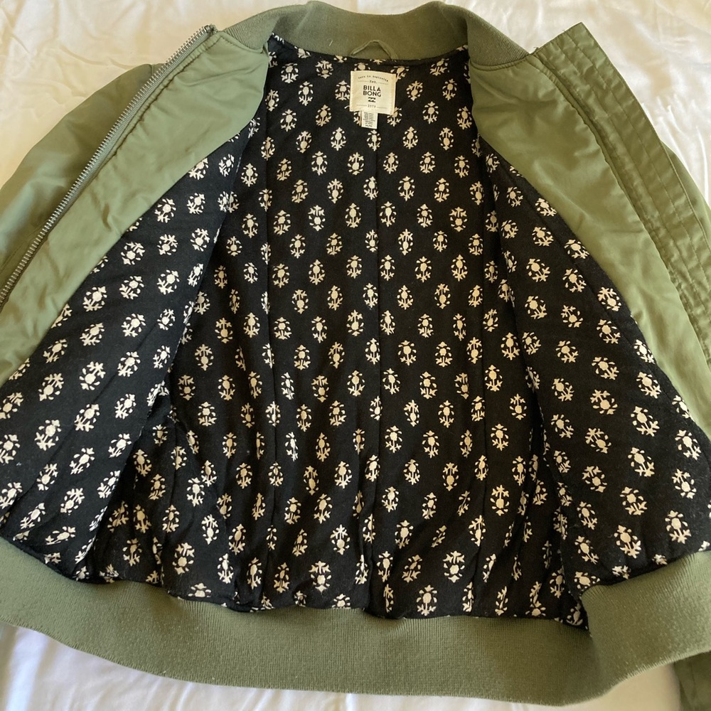 Billabong “Lost in Time” bomber jacket - Picture 6 of 8